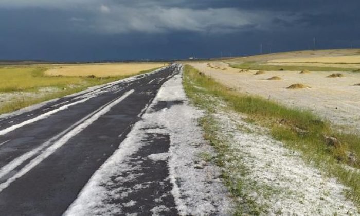 Kars’ta Sağnak Yağiş Kuru Dere Tarafı Olumsuz Etkiledi