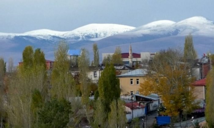 Kars’ta Dağlar Beyaza Büründü