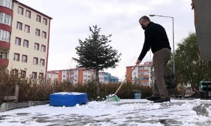 Kars’ta mevsimin ilk karı bu gün yağdı