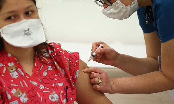Karsta Koronavirüs Aşı Programı Devam Ediyor