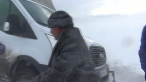 Kars'ta Tipi ulaşımda aksamalara yol açtı 1 kar