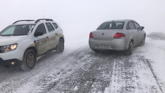 Kars’ta tipi araçların geçişine izin vermiyor 1 karsta tipi araclarin gecisine izin vermiyor 2
