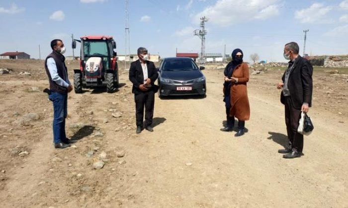 Kaymakam Çakas, köylerde incelemelerde bulundu