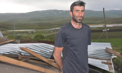 Şiddetli fırtına evlerin çatısını uçurdu