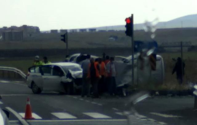 Kars'ta Trafik Kazası 3 Yaralı | Kars Haber