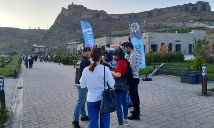 Kars’ta, Uyuşturucuya Karşı Vatandaşları Bilgilendirildi