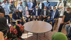 Kars Milletvekili Ahmet Arslan, Konya’da katledilen hemşerilerimiz için okutulan mevlüt programına katıldı.