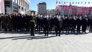 Kars'ta Cumhuriyet Bayramı Etkinlikleri Başladı 1 Kars'ta Cumhuriyet Bayramı Etkinlikleri Başladı