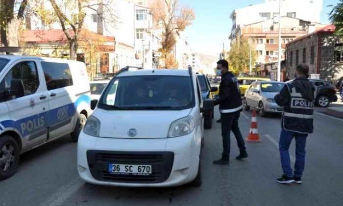 Kars’ta Polisten ‘Şok’ Uygulama!