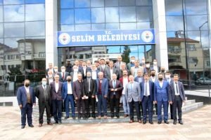 Muhtarlardan Başkan Altun'a anlamlı ziyaret 1 selim