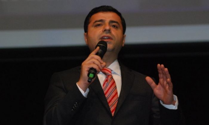 Kılıçdaroğlu ve Akşener’den sonra bir çağrı da Demirtaş’tan: Tek bir çıkış yolu var, o da erken seçim