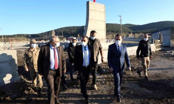 Sarıkamış Şehitliği’nde çevre düzenlemesi yapılıyor