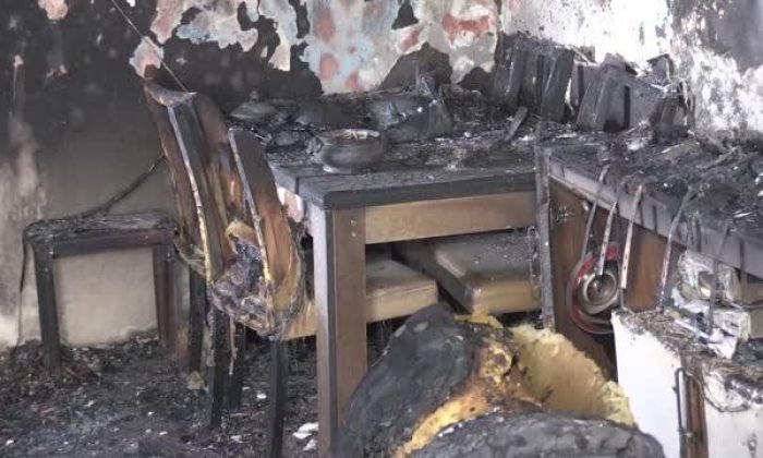 Evde çıkan yangında 3 kişi dumandan etkilendi