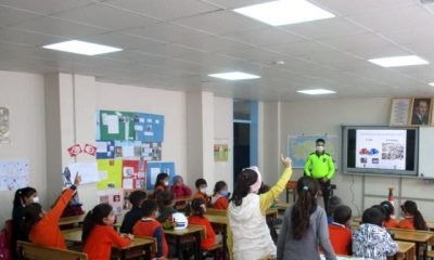Kars ‘ta öğrencilere genel trafik eğitimi veriliyor