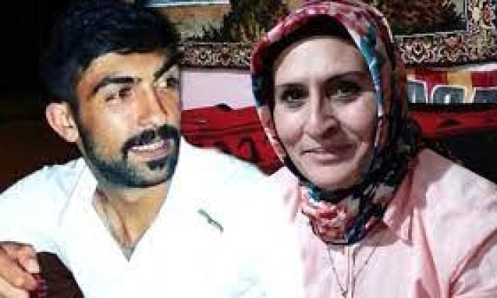 Kars’ta anne ve oğlunu tüfekle öldürdüğü iddia edilen sanık yargılanıyor