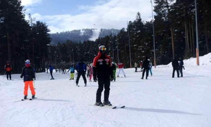 Sarıkamış Cıbıltepe Kayak Merkezi Cıvıl Cıvıl