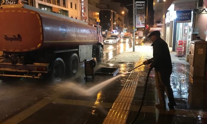 Kağızman’da belediyeden bahar temizliği