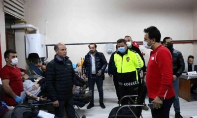 Kars’ta polisler kan bağışında bulundu