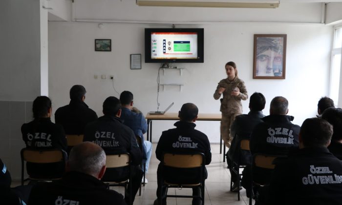 Güvenlik görevlilerine “KAAN” uygulaması anlatıldı