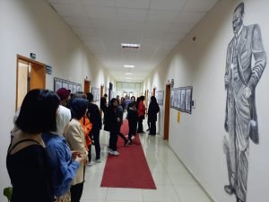Kars’ta, “Kimler-Kimlikler” resim sergisi 1 AW627030 02