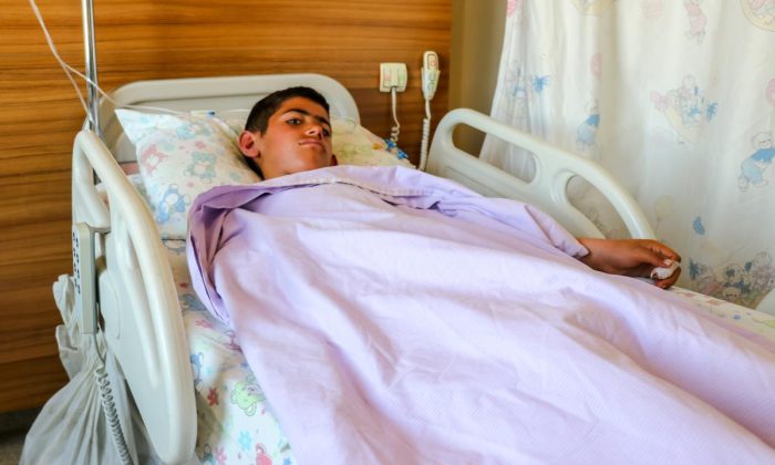 Kars’ta kaybolduktan 4 gün sonra bulunan çocuğun tedavisi Van’da sürüyor