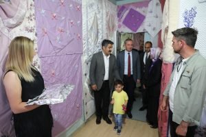 Ağrı'da sıfır atık malzemeleri ile yapılan ürünler büyük beğeni topladı 2 AW635266 06
