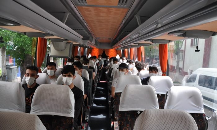 Kars’ta 74 düzensiz göçmen sınır dışı ediliyor