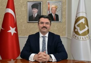 Vali Okay Memiş’ ten Babalar Günü mesajı 1 AW649010 01