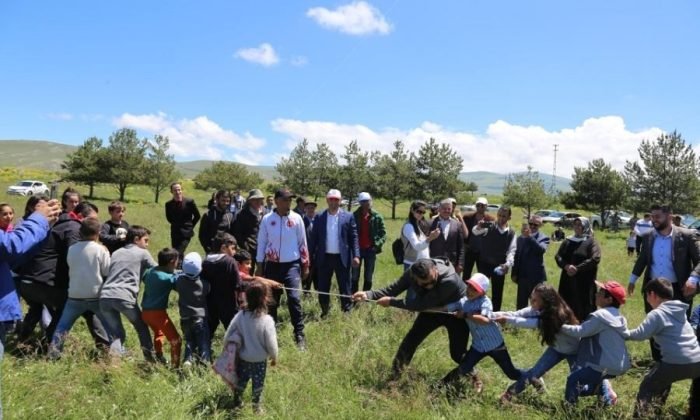 Çıldır’da ‘Uçurtma Şenliği’ düzenlendi