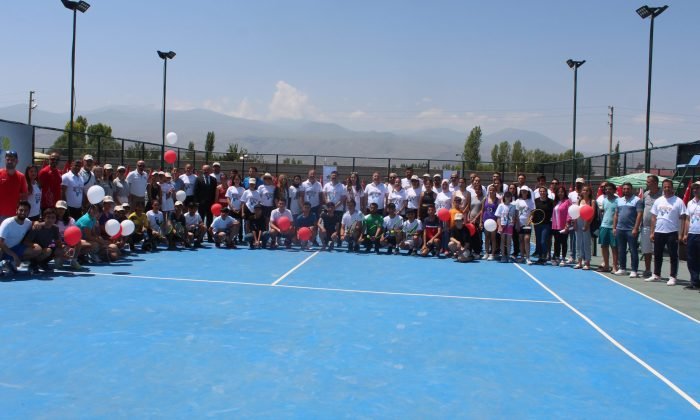 Iğdır’da 2. Kayısı Cup Spor Şenlikleri tenis müsabakaları başladı