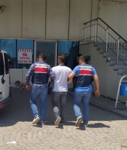 Kars’ta FETÖ suçlusunu JASAT kıskıvrak yakaladı 1 AW651562 01