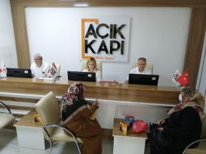 AW652845 04