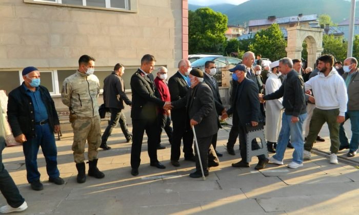 Posof’ta bayramlaşma merasimi