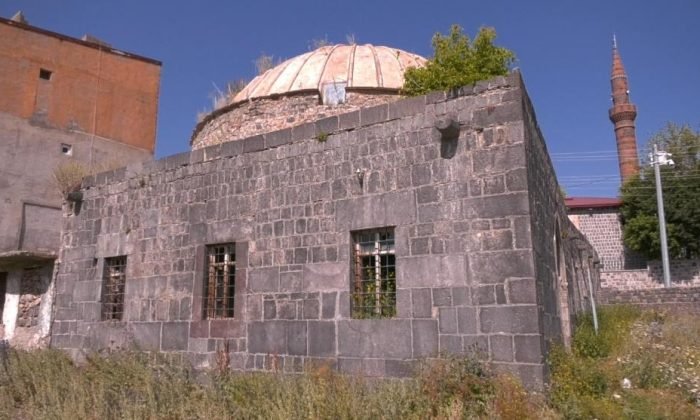 Tarihi Mazlum Ağa Hamam Yıkılıyor