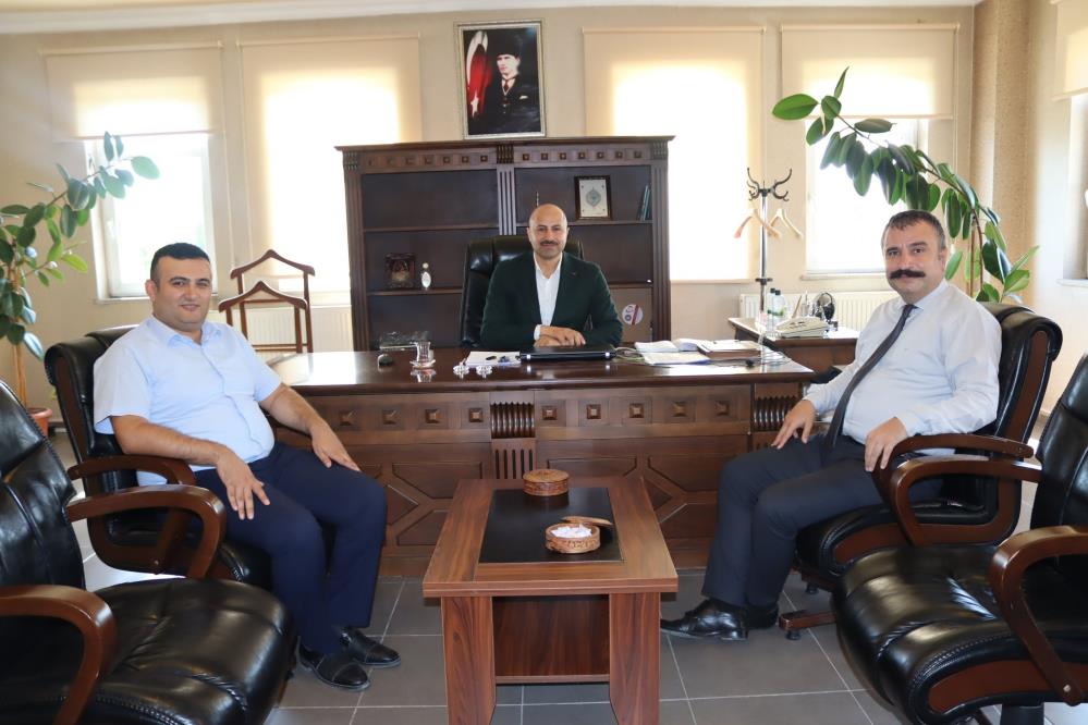 Ağrı'ya atanan Orhan Bayrak görevine başladı 4 AW680535 04