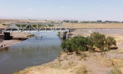 Kars’ta termometreler 35’i gördü, caddeler boş kaldı