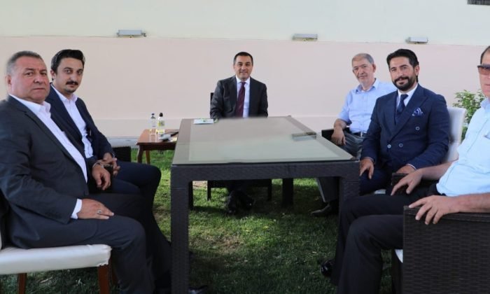Vali Öksüz oda başkanlarıyla bir araya geldi