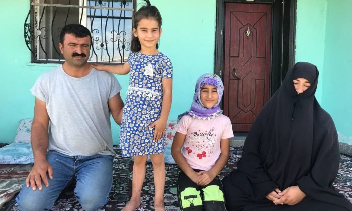 Iğdır’da Belden aşağısı tandırda yanan Fatmanur, bisiklete binmek ve ayakkabı giymek için yardım bekliyor