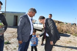 Vali Öksüz, köylülerle bir araya geldi 1 AW723657 01