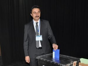 Başkan Ertuğrul Alibeyoğlu güven tazeledi 1 AW727229 01