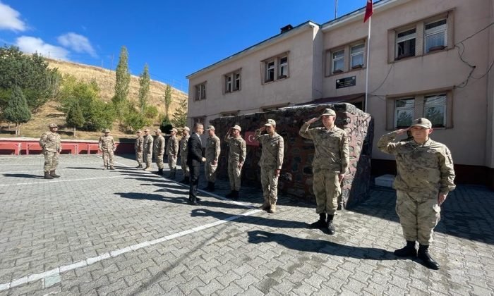 Kaymakam Daştan, jandarma ile bir araya geldi