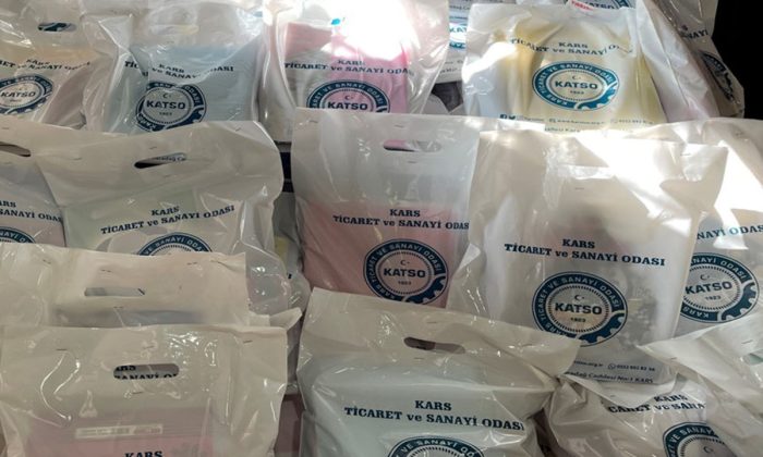 Başkan Alibeyoğlu öğrencileri unutmadı