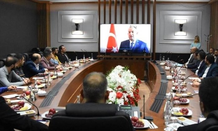 Kosova Kalkınma Bakanı Fikrim Damka DAİB’i ziyaret etti