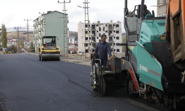 Kars’ta mahalleler modern yollara kavuştu