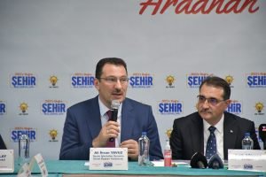AK Parti Genel Başkan Yardımcısı Yavuz: "Parlamenter sistem Türkiye'yi krizlerin, kaosların ve kargaşaların ülkesine dönüştürmüştü" 1 AW752259 01
