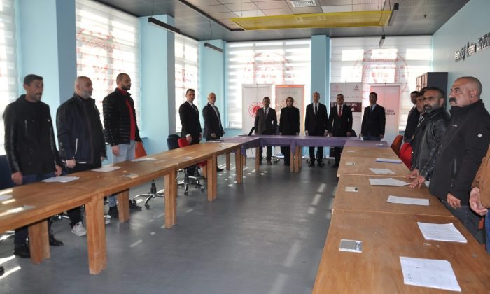 Kars’ta eski hükümlülere operatörlük kursu açıldı