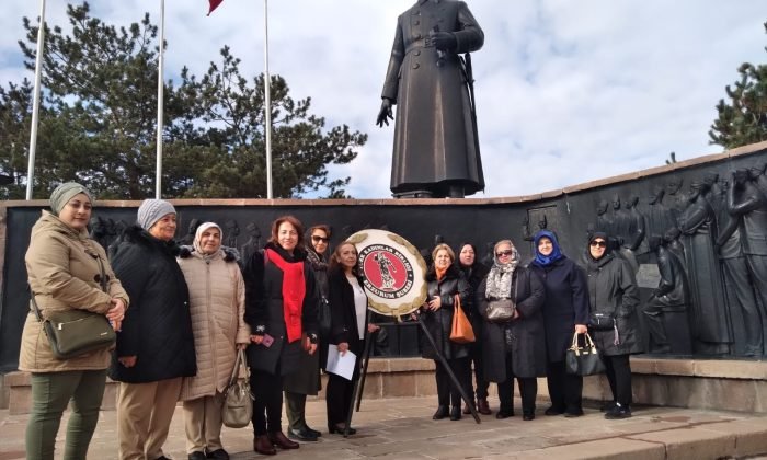Erzurum’da kadınlara seçme ve seçilme hakkı verilmesinin yıldönümü etkinlikleri