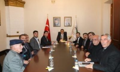 Kars Valisi Öksüz, Muhtarlarla Buluştu