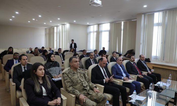 Kars Valisi Öksüz, “Kadına yönelik şiddetle mücadelemiz devam ediyor”
