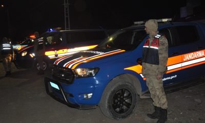 Kars’ta eksi 10 derece soğukta yılbaşı uygulaması